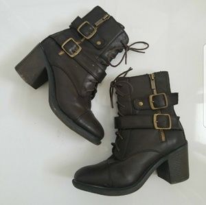 Soda Combat Boots